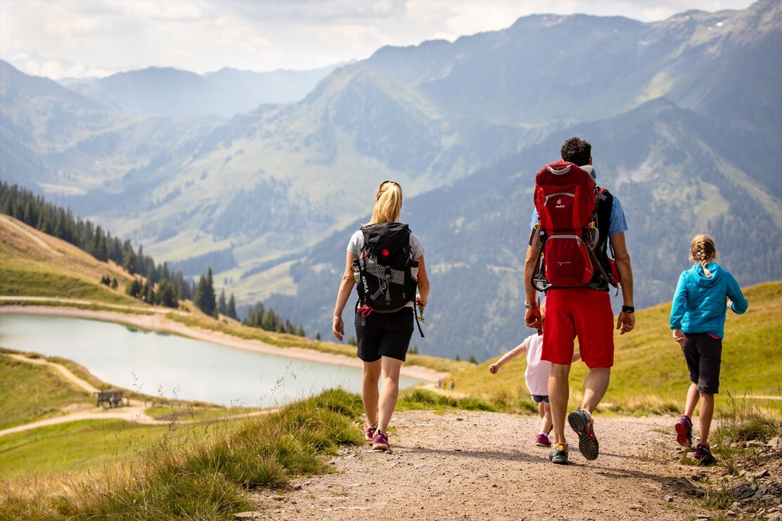 Familienwanderung Schatzberg Speichersee | © shootandstyle