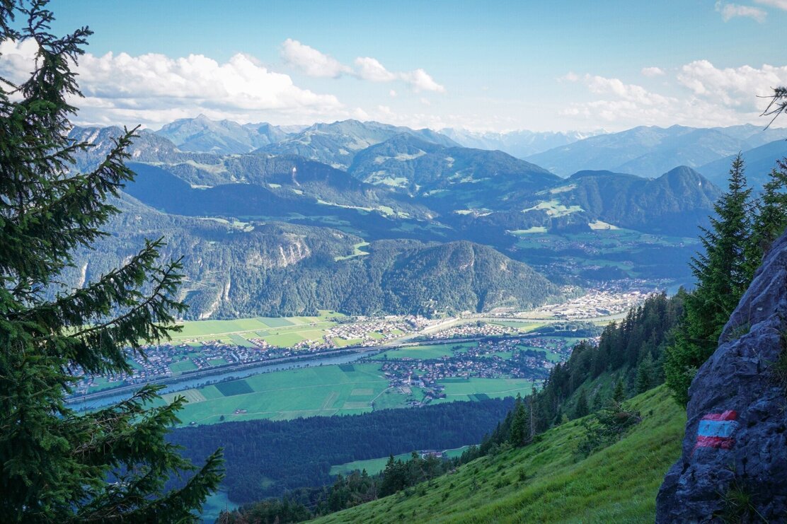 Blick ins Tal Voldöpper Spitze ab Brandenberg | © Sandrine Stock